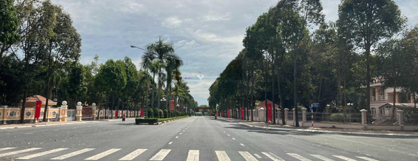 Nguyễn Văn Linh, Bình Phước bán đất giá bán tốt nhất 1.6 tỷ diện tích mặt tiền 200m2-03