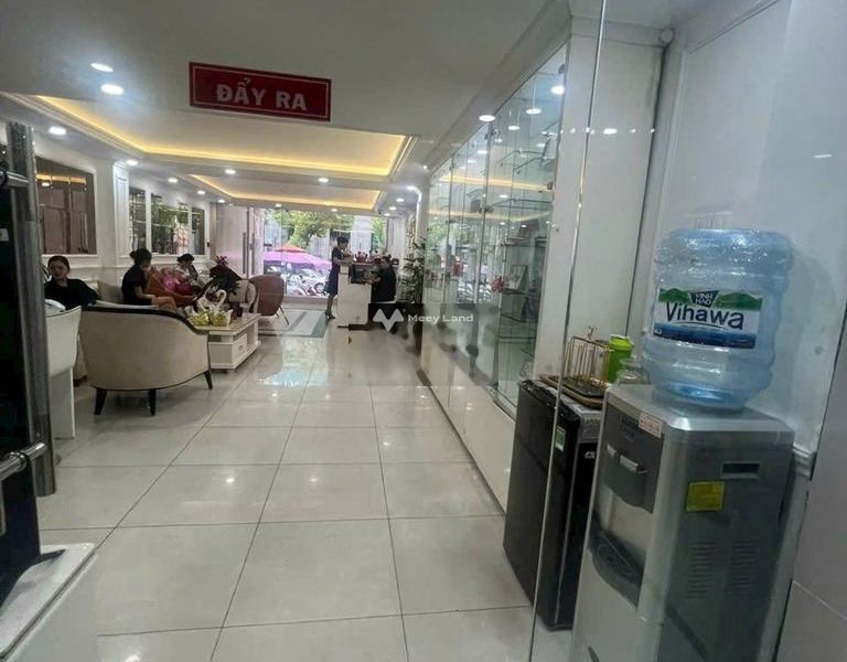 Ngay tại Quận 3, Hồ Chí Minh cho thuê sàn văn phòng giá thuê siêu mềm chỉ 190 triệu/tháng diện tích vừa phải 800m2-01