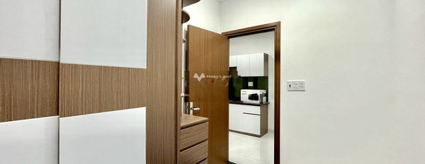 Cho thuê chung cư vị trí thuận tiện Phường 7, Phú Nhuận, căn hộ có 2 phòng ngủ, 1 WC trao đổi trực tiếp-02