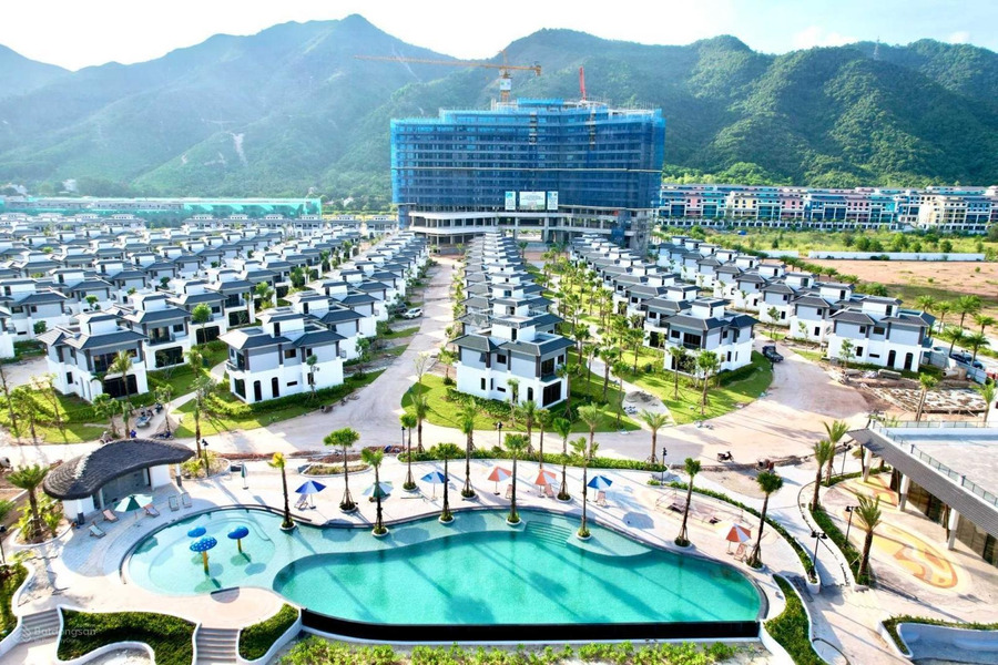 3 PN, bán biệt thự, bán ngay với giá mua liền từ 7.68 tỷ với diện tích 160m2 vị trí đặt tọa lạc ở Vân Đồn, Quảng Ninh-01