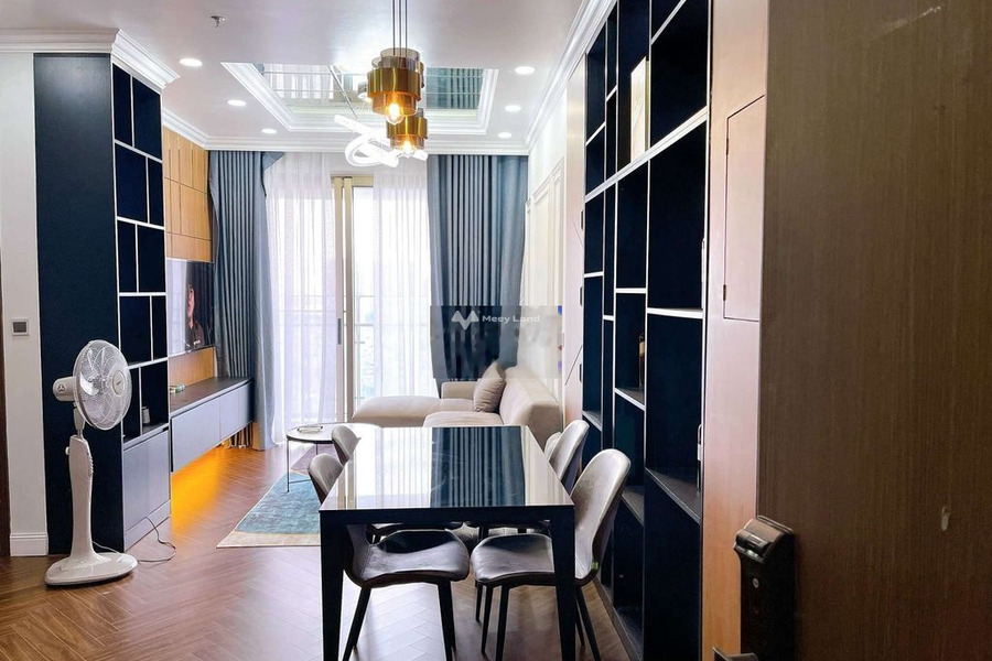 Nội thất đầy đủ, cho thuê căn hộ diện tích chung là 80m2 vị trí thuận lợi nằm tại Tân Phú, Tân Phú thuê ngay với giá mềm 25 triệu/tháng-01