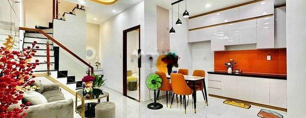 Ngôi nhà này có tổng 5 PN, cho thuê nhà ở có diện tích khoảng 120m2 thuê ngay với giá hiện tại 35 triệu/tháng vị trí đẹp nằm ở Phường 1, Hồ Chí Minh-03
