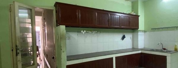 Diện tích khoảng là 30m2, cho thuê nhà ở vị trí đặt ngay tại Tân Thành, Tân Phú, nhìn chung có tổng 3 phòng ngủ hỗ trợ mọi thủ tục miễn phí-02