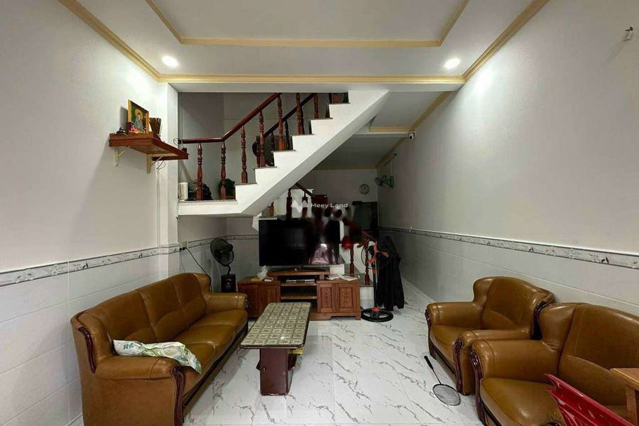 Nhà gồm 5 PN, cho thuê nhà, giá thuê cực tốt từ 15 triệu/tháng diện tích khoảng 60m2 vị trí ngay trên Tân Thành, Tân Phú-01