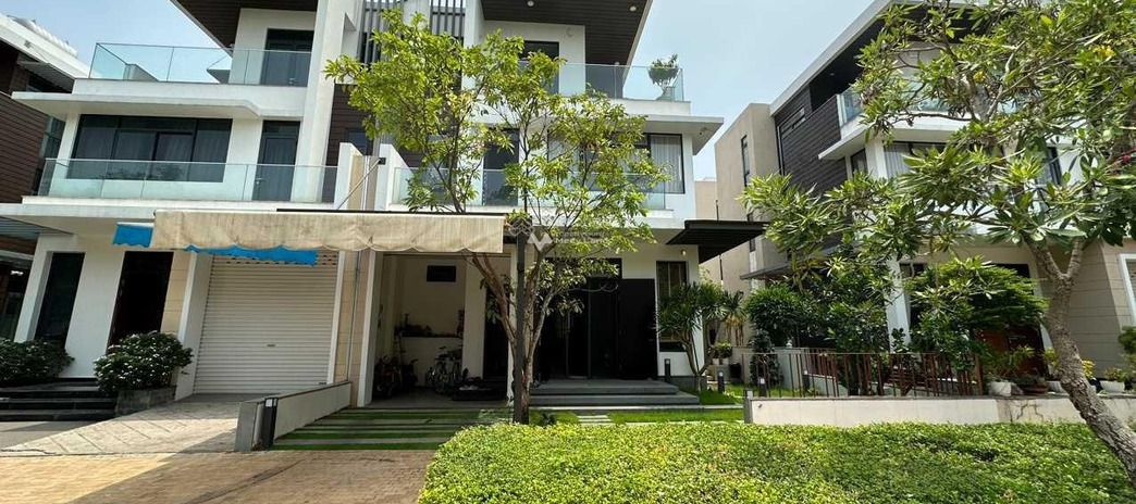 Bán biệt thự, bán ngay với giá thỏa thuận 27 tỷ diện tích rộng 180m2 mặt tiền tọa lạc tại Liên Phường, Phú Hữu