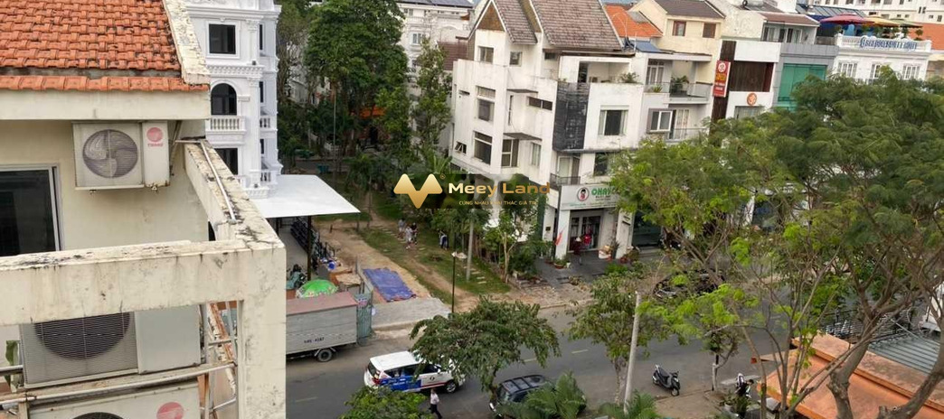 Giá khoảng 50 triệu/tháng, cho thuê nhà có diện tích 111m2 vị trí hấp dẫn ngay tại Quận 7, Hồ Chí Minh, nhìn chung có tổng 4 PN lh thương lượng thêm