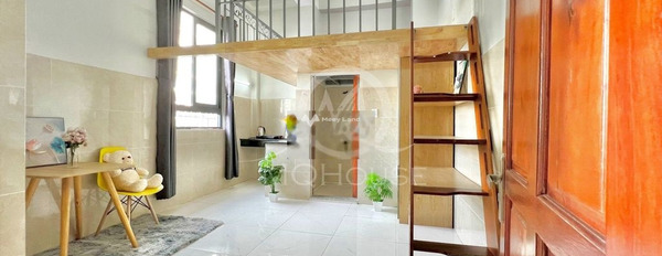 Nhà gồm 10 phòng ngủ cho thuê nhà ở diện tích sàn là 200m2 giá thuê siêu khủng 650 triệu/tháng mặt tiền tọa lạc ở Lý Thường Kiệt, Phường 7-03