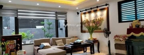Bán ngay với giá chính chủ chỉ 4.95 tỷ bán nhà diện tích 39m2 ngay ở Thịnh Quang, Đống Đa ngôi nhà bao gồm 3 PN vào ở ngay-02