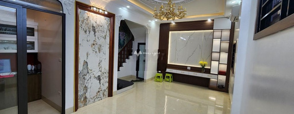 Cho thuê nhà mới thang máy full đồ tại Vương Thừa Vũ, Thanh Xuân. 18tr -03