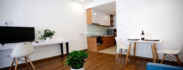 Trong căn hộ nhìn chung gồm 1 PN, cho thuê căn hộ vị trí đẹp ở Phường 5, Hồ Chí Minh, 1 WC hỗ trợ pháp lý-02