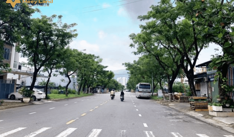 Bán đất đẹp 2 mặt tiền đường Trần Nhân Tông 15m, kinh doanh tốt, quận Sơn Trà