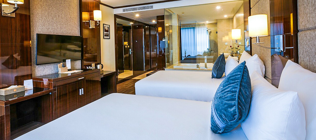 Cần bán gấp khách sạn 4 sao lô góc 2 mặt tiền, 150 phòng kinh doanh tại thành phố Nha Trang