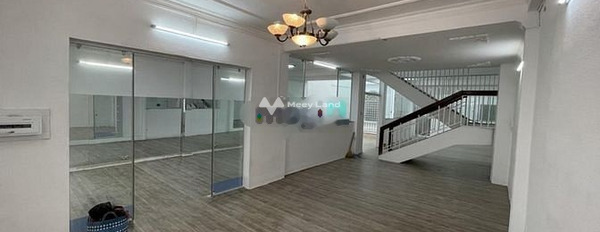 Nhà gồm 8 PN, cho thuê nhà, thuê ngay với giá khởi điểm từ 62 triệu/tháng với diện tích là 207m2 tọa lạc ngay tại Tân Bình, Hồ Chí Minh-02