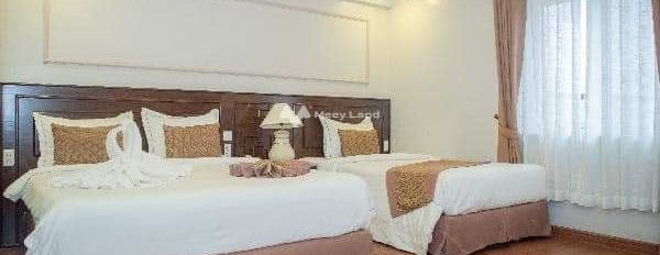 Tọa lạc ngay trên Sa Pa, Lào Cai cần bán Khách sạn có diện tích 300m2, tổng quan gồm tổng cộng 32 phòng ngủ liên hệ liền-02