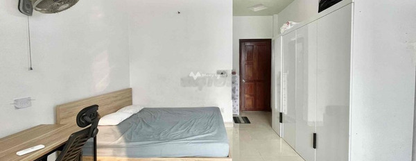 Cho thuê chung cư vị trí thuận lợi nằm ở Phường 11, Hồ Chí Minh, căn hộ có tổng 1 PN, 1 WC giá có thể fix-02