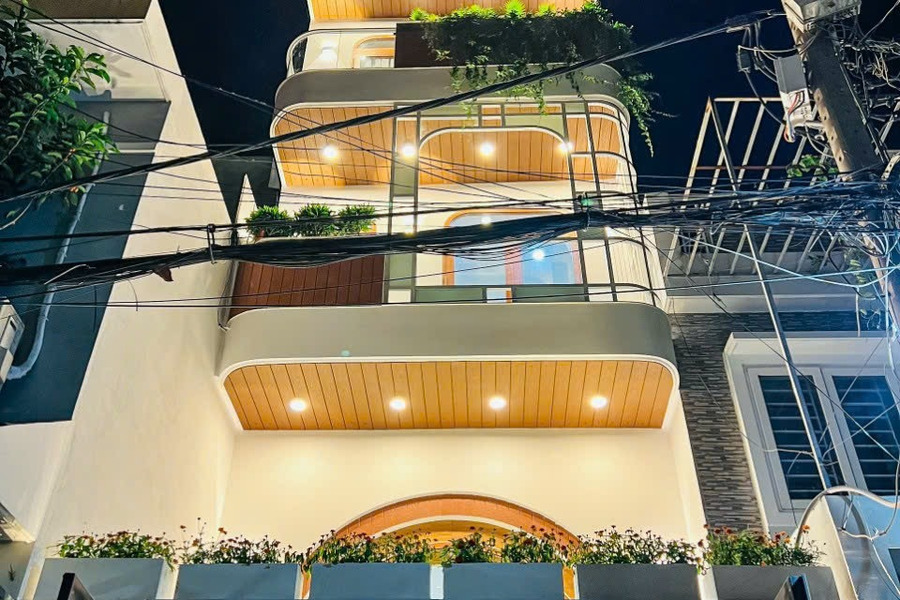 Bán siêu phẩm nhà phố thang máy kính ngay chung cư DreamHome, phường 14, quận Gò Vấp, Hồ Chí Minh-01
