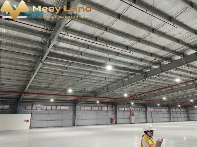 Kẹt tiền cần bán kho bãi dt là 20000 m2 mt tiềm năng 100 mét mặt tiền tọa lạc ngay Châu Đức, Bà Rịa-Vũng Tàu giá đặc biệt 30 tỷ với đường có độ 25 mét...-01