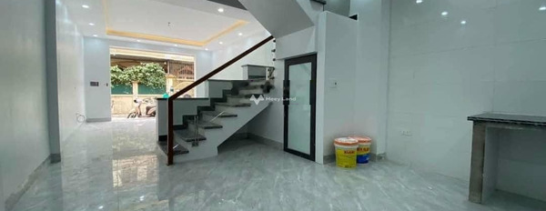 Bán nhà diện tích 50m2 vị trí phát triển Cao Xanh, Quảng Ninh ngôi nhà này gồm có 3 PN-03