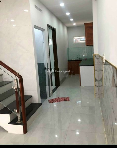 Cho thuê nhà vị trí nằm trên Dương Thị Mười, Hồ Chí Minh, giá thuê ngay chỉ 7 triệu/tháng có diện tích tổng là 70m2, căn này có 3 phòng ngủ-01