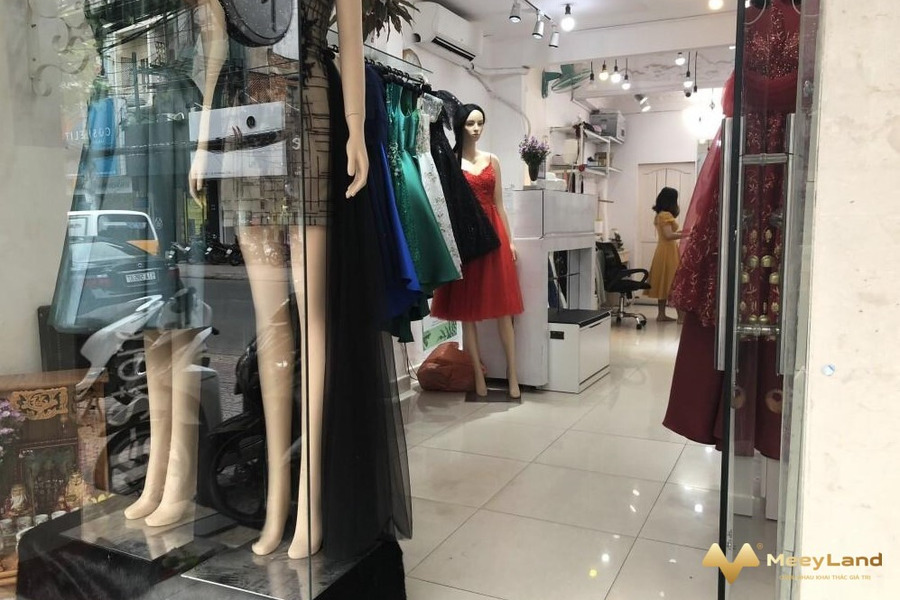 Sang nhượng shop thời trang tại mặt tiền đường Lê Văn Sỹ, quận 3, diện tích 50m2, 25triệu/tháng-01