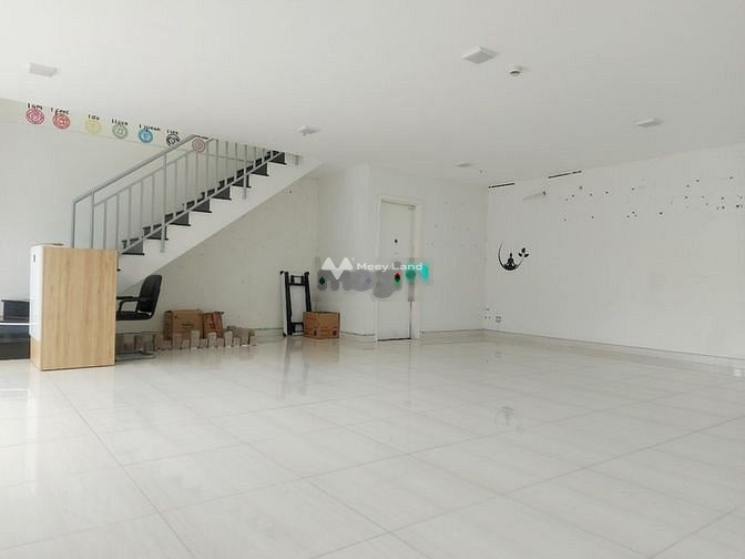 145m2 cho thuê shophouse với giá hữu nghị từ 12 triệu/tháng vị trí mặt tiền nằm trên Phú Thuận, Quận 7 giá tốt-01