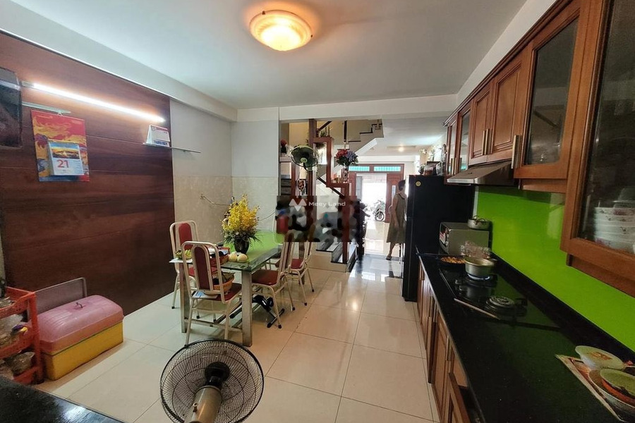 Nhà gồm 6 PN bán nhà bán ngay với giá chốt nhanh chỉ 10.6 tỷ diện tích chuẩn 72m2 vị trí đẹp tại Tân Bình, Hồ Chí Minh-01