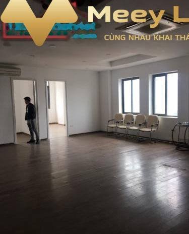 Cần vốn kinh doanh, cho thuê sàn văn phòng vị trí đặt ở trong Phố Hòa Mã, Hà Nội, giá thỏa thuận 21 triệu/tháng, diện tích chung là 75m2