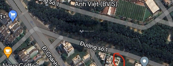 35 tỷ, bán biệt thự diện tích gồm 330.7m2 vị trí thuận lợi gần Phạm Hùng, Hồ Chí Minh, hướng Bắc, nhà bao gồm có 6 PN, 4 WC cực kì sang trọng-03