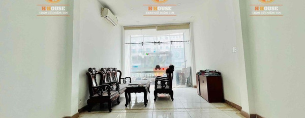 Nhà có 6 phòng ngủ, cho thuê nhà, thuê ngay với giá giao động 42 triệu/tháng với diện tích khoảng 100m2 vị trí thuận lợi ngay trên Phường 12, Tân Bình-02