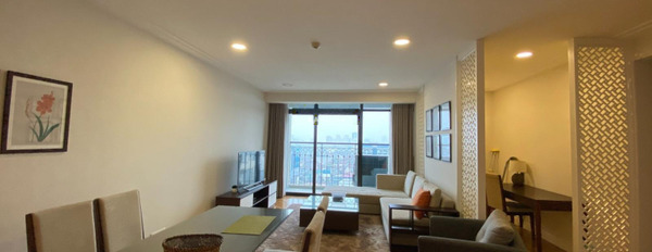 Căn hộ có tổng cộng 2 phòng ngủ, cho thuê căn hộ vị trí đẹp nằm trên Hai Bà Trưng, Hà Nội, 2 WC phong thủy tốt-03