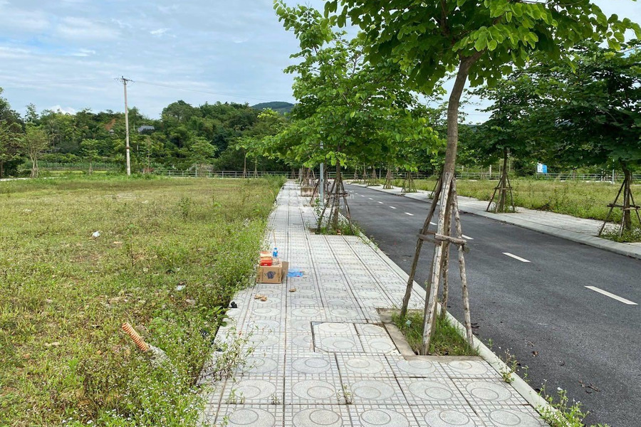 Đang làm ăn lớn bán mảnh đất, 84.9m2 vị trí nằm ngay Mông Hóa, Hòa Bình, hướng Đông - Nam gọi ngay!-01