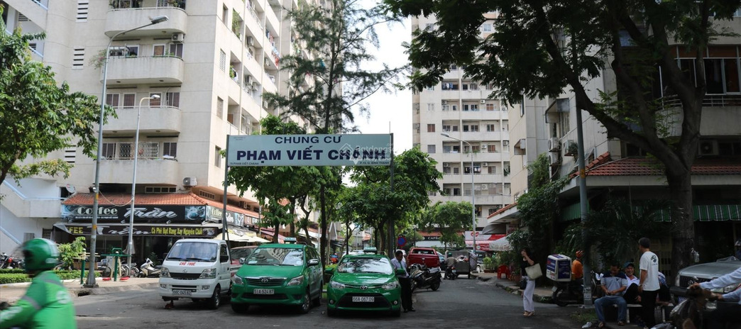 Bán căn hộ diện tích thực tế 78m2 mặt tiền tọa lạc trên Phường 19, Hồ Chí Minh bán ngay với giá khởi điểm từ 3.55 tỷ