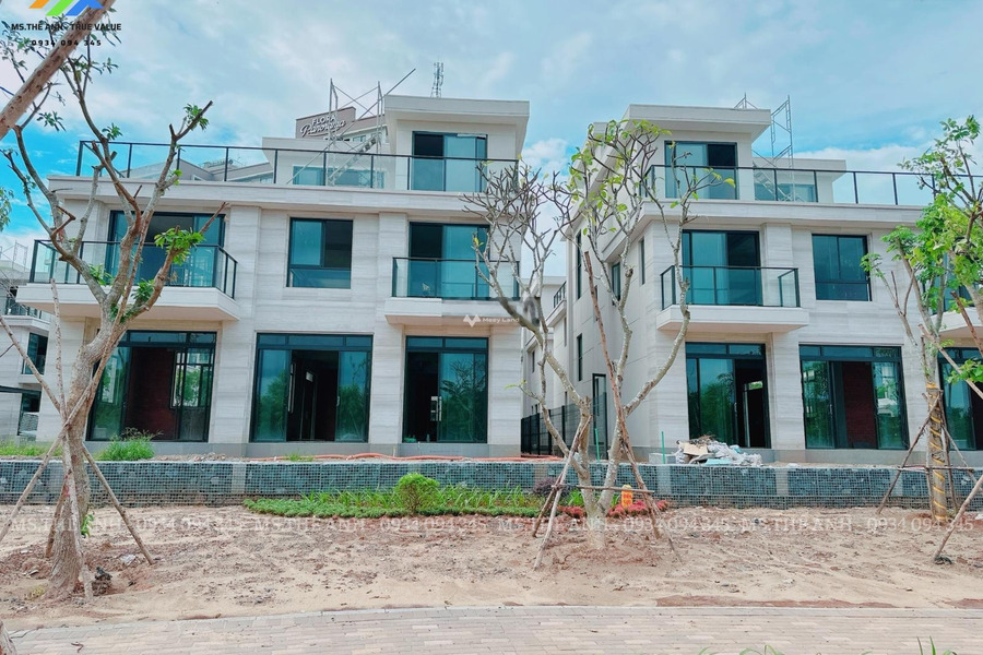 5 phòng ngủ, bán biệt thự, bán ngay với giá êm 37 tỷ với diện tích 323m2 vị trí cực kì thuận lợi ngay tại Nguyễn Văn Linh, Bình Hưng-01