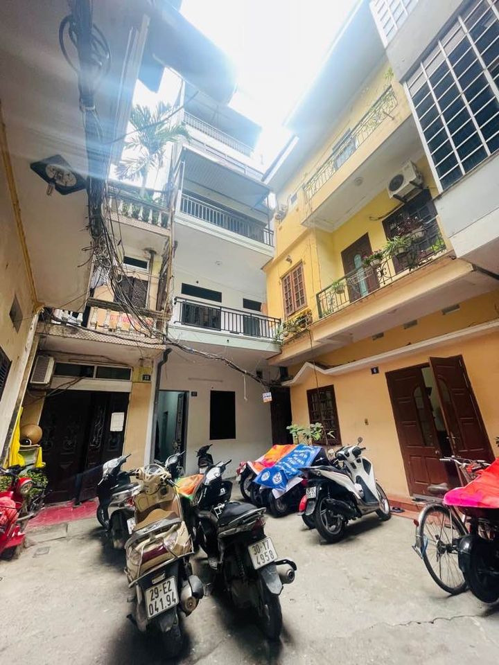 Bán kho bãi - nhà xưởng - khu công nghiệp quận Đống Đa thành phố Hà Nội giá 5.0 tỷ-2