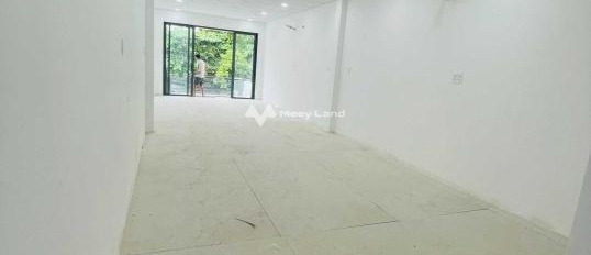 Cho thuê nhà ở tổng diện tích 100m2 thuê ngay với giá cạnh tranh 20 triệu/tháng vị trí thuận tiện ngay tại Dương Đức Hiền, Tân Phú-03