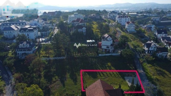 Mặt tiền tọa lạc ở Phường 8, Đà Lạt bán đất giá bán rẻ bất ngờ chỉ 37.7 tỷ diện tích mặt tiền 860m2, với lộ thông rộng 10 m-01