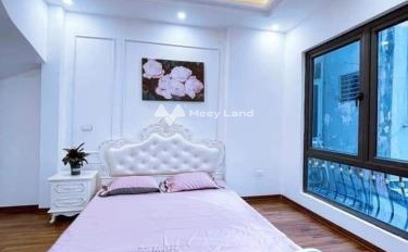 Bán nhà có diện tích chính 35m2 vị trí đẹp nằm tại Thụy Khuê, Hà Nội bán ngay với giá giao lưu 9.6 tỷ căn nhà bao gồm 8 PN-03