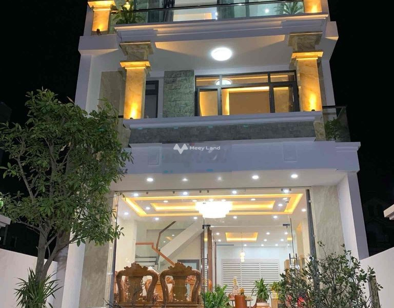 Nhà có 4 PN bán nhà giá bán cực tốt từ 8 tỷ có diện tích chung là 169m2 vị trí đặt nằm ngay An Phú Đông, Hồ Chí Minh-01