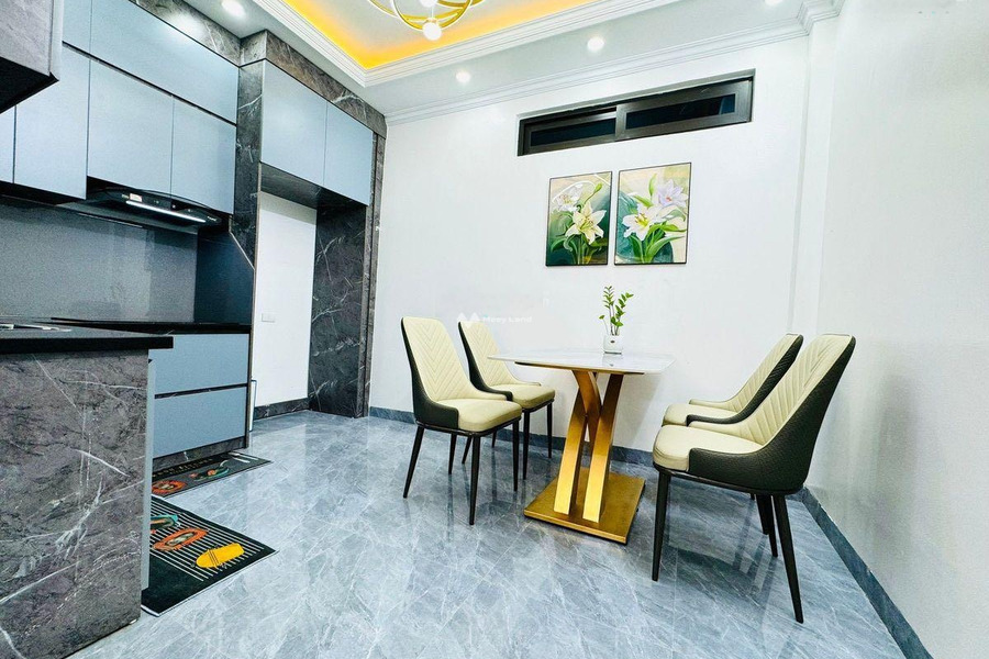 Giá bán 12.8 tỷ bán nhà có diện tích chung 40m2 vị trí đẹp ở Trung Liệt, Đống Đa trong nhà nhìn chung có 2 PN, 1 WC vào ở ngay-01