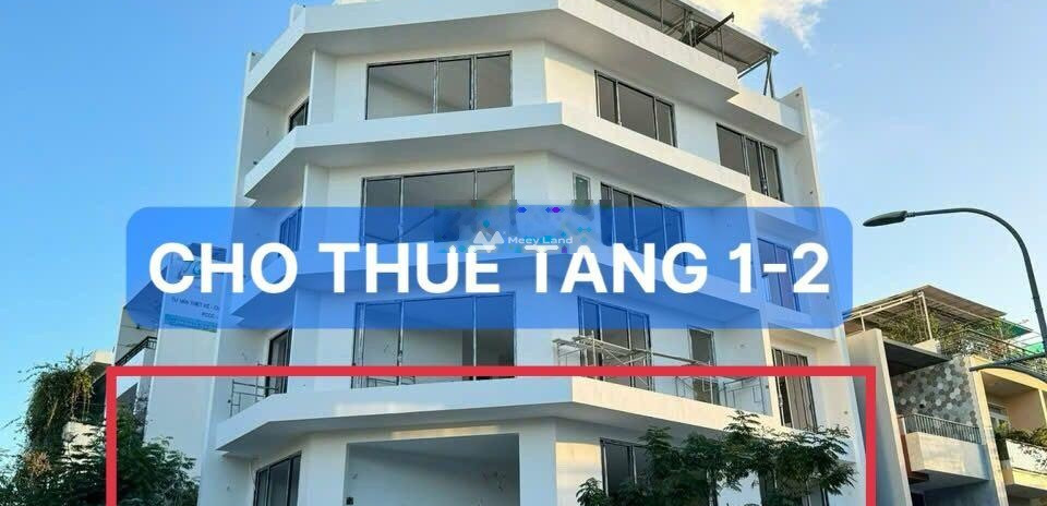 Cho thuê nhà có diện tích tiêu chuẩn 1045m2 vị trí đặt ở trung tâm Phước Long, Khánh Hòa giá thuê giao lưu 20 triệu/tháng