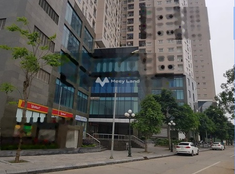 Chung cư 2 phòng ngủ, bán căn hộ hướng Đông - Nam vị trí thuận lợi nằm tại Lê Trọng Tấn, Hà Nội, căn này gồm 2 PN, 2 WC nội thất đầy đủ
