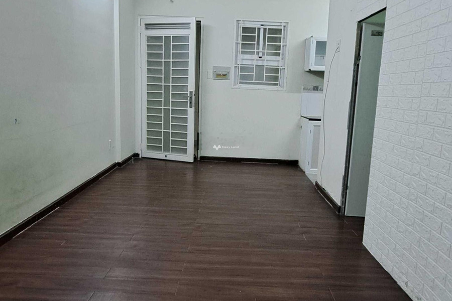 Căn hộ này có tổng 1 PN, bán căn hộ vị trí mặt tiền nằm trên Phú Hữu, Hồ Chí Minh, trong căn hộ có tổng cộng 1 phòng ngủ, 1 WC tiện ích bao phê-01