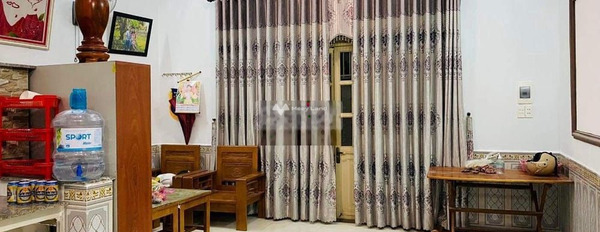 Nhìn chung gồm có 1 phòng ngủ, bán nhà ở diện tích gồm 80m2 giá bán chỉ từ chỉ 250 triệu vị trí đẹp nằm tại Phan Văn Hớn, Hồ Chí Minh-03