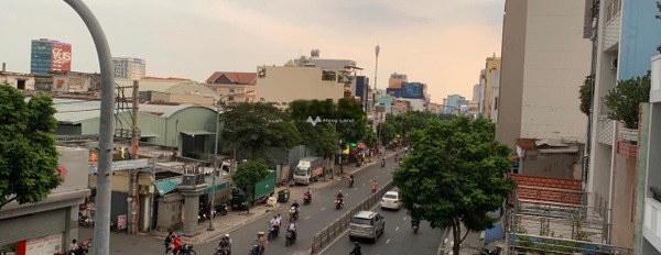 Bán nhà vị trí đẹp ngay tại Lũy Bán Bích, Hòa Thạnh giá bán bất ngờ từ 18 tỷ diện tích rộng 62.4m2 tổng quan trong ngôi nhà gồm 10 phòng ngủ-02