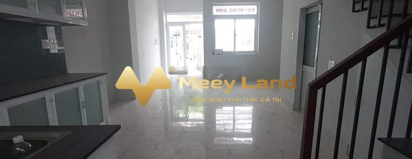 Cho thuê nhà Phong Phú, Bình Chánh, diện tích ầm 75m2, giá 9 triệu/tháng-03