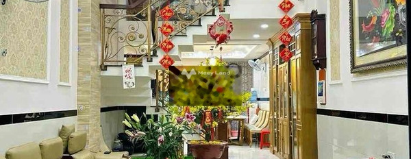 Cho thuê nhà vị trí đẹp ngay Gò Vấp, Hồ Chí Minh, giá thuê rẻ bất ngờ 18 triệu/tháng có diện tích khoảng 80m2, trong căn này có tổng 4 PN-03