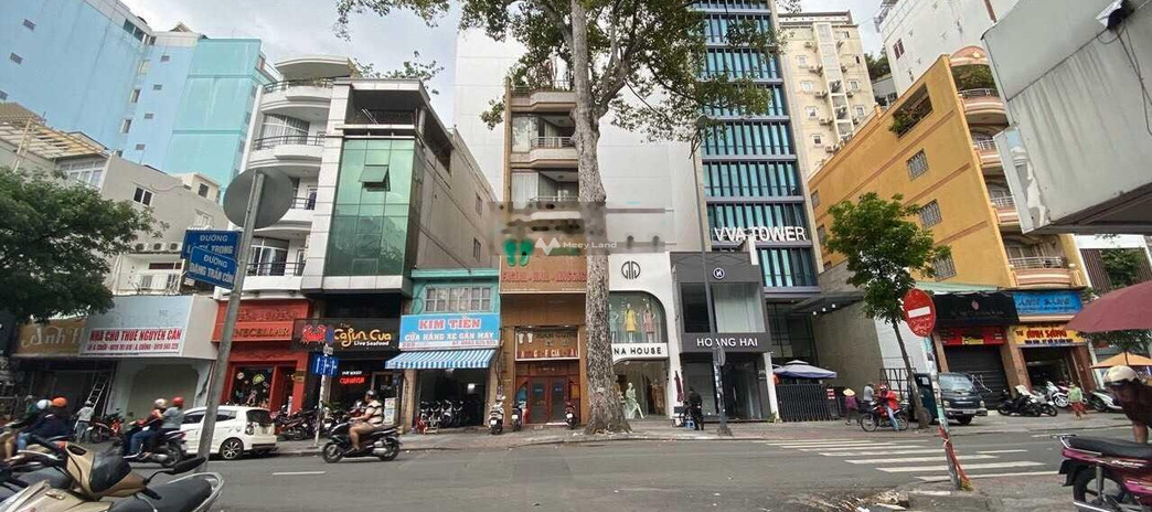 Vị trí thuận tiện Nguyễn Đình Chiểu, Hồ Chí Minh bán nhà bán ngay với giá tốt 40 tỷ ngôi nhà có 8 PN 8 WC