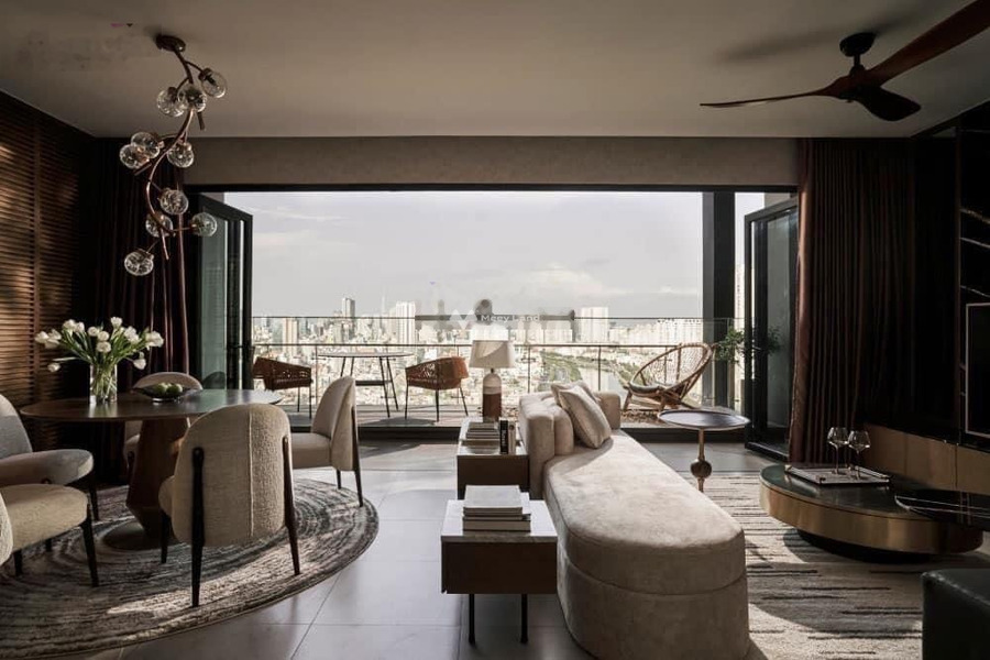 Đầy đủ, cho thuê căn hộ có diện tích tiêu chuẩn 200m2 vị trí phát triển Quận 1, Hồ Chí Minh thuê ngay với giá hữu nghị chỉ 90 triệu/tháng-01