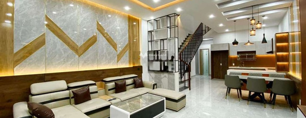 Nhà 3 PN bán nhà ở có diện tích chính 100m2 bán ngay với giá siêu rẻ 5.5 tỷ vị trí thuận lợi gần Hòa Xuân, Đà Nẵng, hướng Tây Nam-03