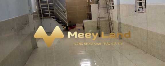 Cho thuê nhà có diện tích rộng 48m2 vị trí nằm ở Nguyễn Thị Sáu, Thạnh Lộc thuê ngay với giá hữu nghị chỉ 4.2 triệu/tháng, trong nhà này gồm có 2 PN-02